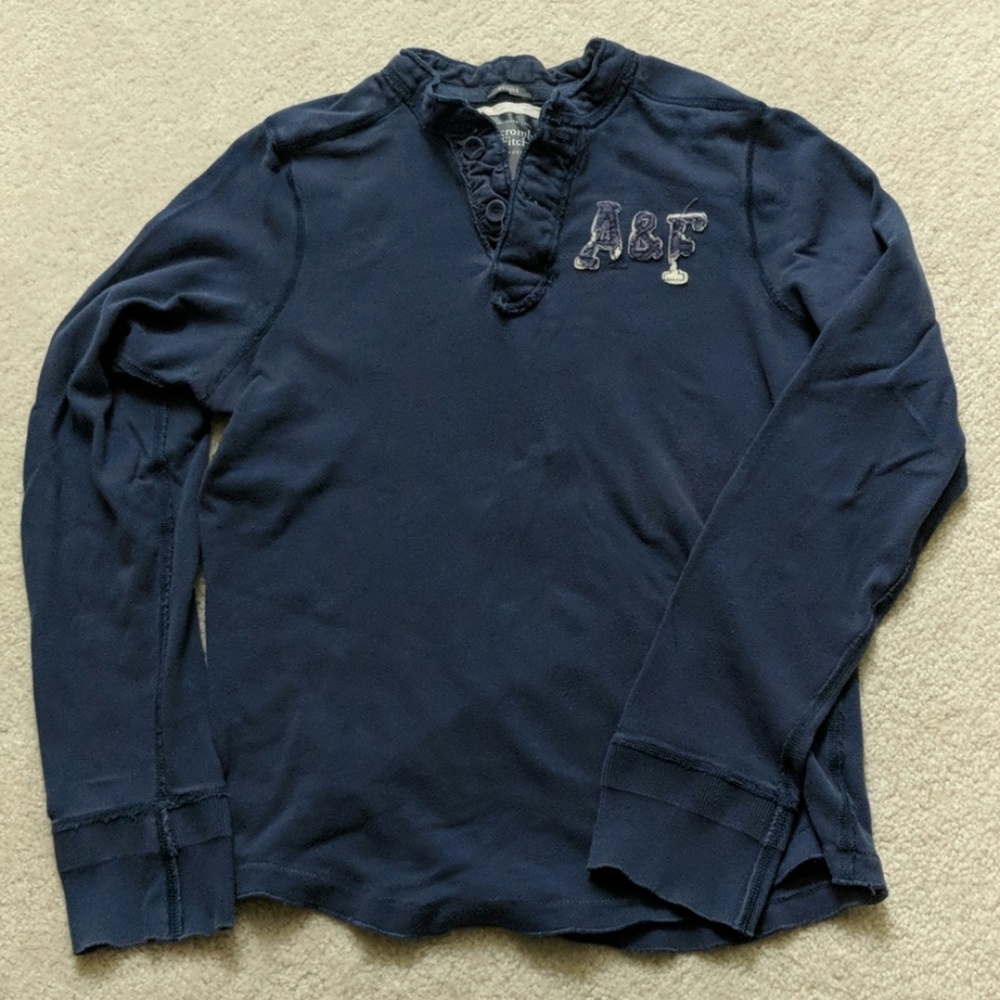 ABERCROMBIE AND FITCH Cotton Henley